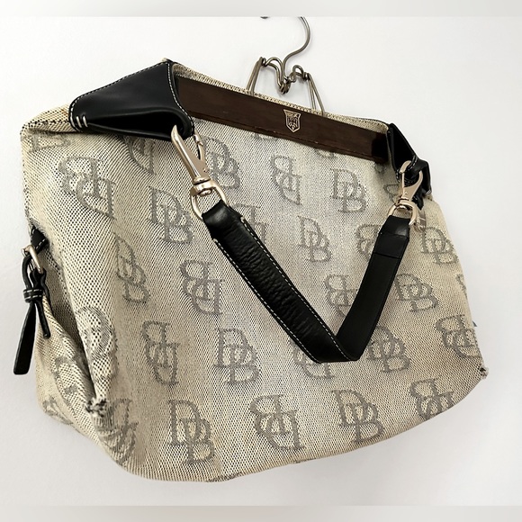 Gorgeous, sturdy D&B shoulder bag/tote perfect for work available - Picture 7 of 7